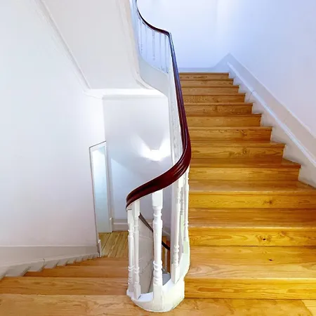French-style Duplex Loft Few Steps To Douro River דירה