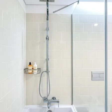 شقة French-style Duplex Loft Few Steps To Douro River *