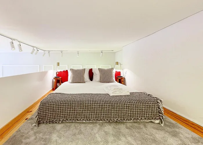 French-style Duplex Loft Few Steps To Douro River Apartman *