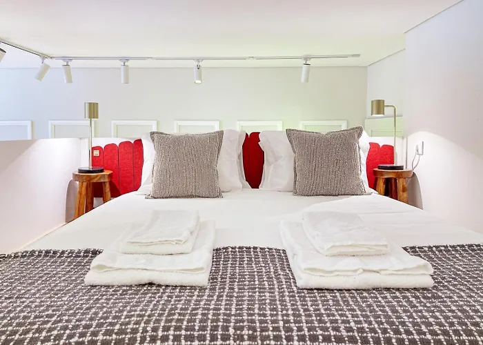 French-style Duplex Loft Few Steps To Douro River Apartman Porto